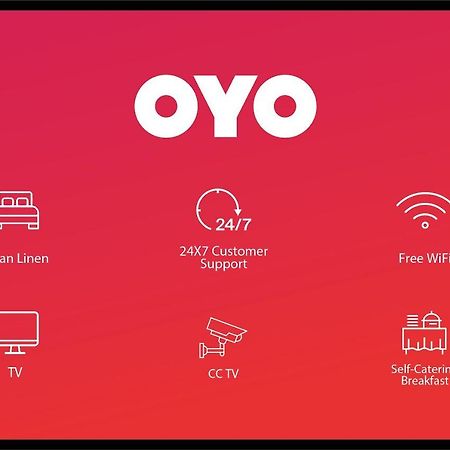 Oyo 472 Hotel Sareen Нью-Дели Экстерьер фото